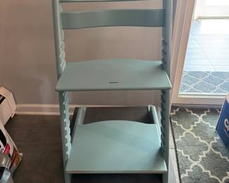 Stokke Tripp Trapp Chait with accessories