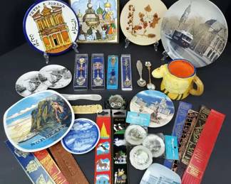 World Travelers Souvenir CollectionDishes, Spoons, Wall Decor