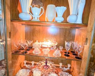 Camark, Hull potery pieces and glassware