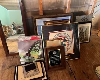 Pictures & mirror 
