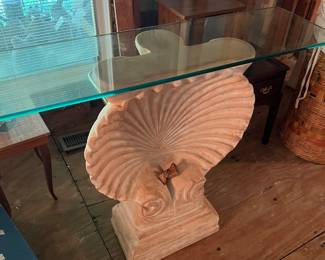 Shell table 