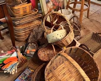 Wicker baskets 