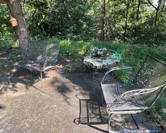 Metal outdoor patio furniture 