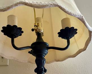 CAST IRON FLOOR LAMP
