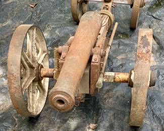 ANTIQUE FULL-SIZE SALUTE/SIGNAL BLACK POWDER CANNON with LIMBER