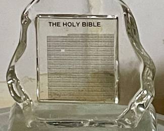 VINTAGE PAPERWEIGHT - MICROSCOPIC REPRODUCTION OF THE HOLY BIBLE