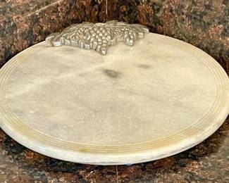 MARBLE CHEESE TRAY WITH PEWTER GRAPES CLUSTER