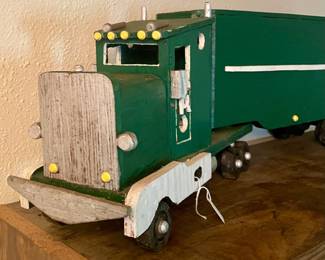 HAND-CRAFTED TRUCK/TRAILER