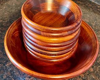 VINTAGE TUTTOCASA 7-PCS BOWL SET