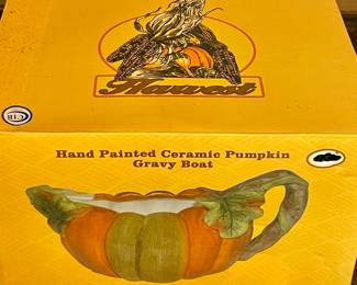 CERAMIC PUMPKIN GRAVY BOAT