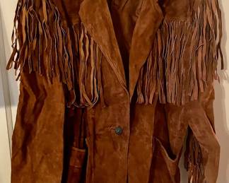 LEARSI FRINGED LEATHER ACKET
