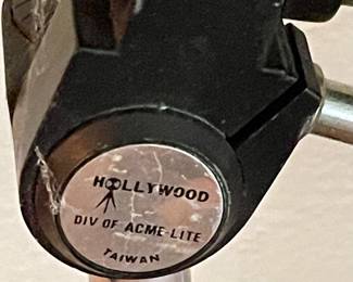 "HOLLYWOOD" TRIPOD