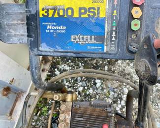 EXCELL 3700 PSI PRESSURE WASHER with HONDA ENGINE