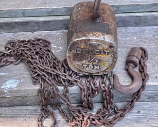 VINTAGE BUDGIT 1/2-TON MANUAL CHAIN HOIST