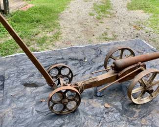ANTIQUE FULL-SIZE SALUTE/SIGNAL BLACK POWDER CANNON with LIMBER