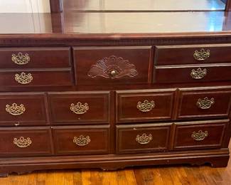DRESSER/MIRROR SET "AS-IS"