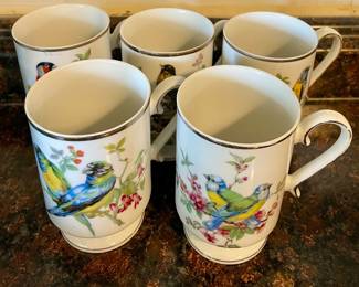 VINTAGE ROYAL CROWN PORCELAIN MUGS - 22K GOLD TRIM