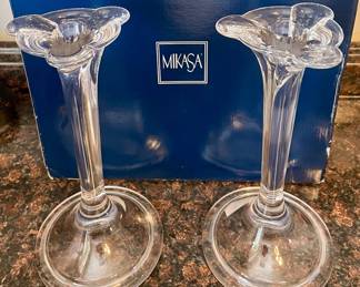 *NEW MIKASA LEAD CRYSTAL CANDLESTICKS (SET/2)