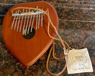 GOSHEN 11-KEY "KALIMBA" (THUMB PIANO)
