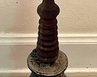 VINTAGE WOODSTOVE ASHTRAY STAND