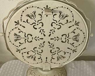 FOLDING FRENCH COUNTRY SERVING TRAY