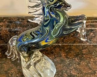 DYNASTY GALLERY "HAND FUSED by VINCI" GLASS HORSE FIGURE