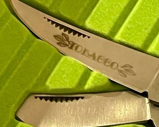 A COMPLETE, "FIRST RUN PRODUCTION" SCHRADE CIGAR BOX CLASSICS "TOBACCO" SERIES KNIFE SET