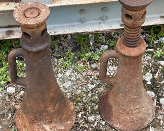 PAIR of VINTAGE 2" X 12" CASTIRON RAILROAD SCREW JACKS