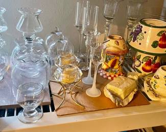MISC. DECORATIVE ACCENTS