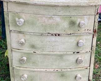 VINTAGE SEWING CHEST