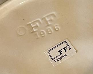 1986 FITZ & FLOYD "VEGETABLE GARDEN" BOWLS & SAUCER