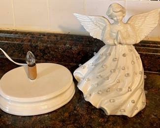 **RARE VINTAGE HOLLAND MOLD LIGHTED ANGEL ON BASE