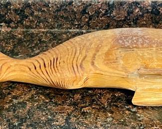 HANDCRAFTED WOODEN FISH SCULPTURE