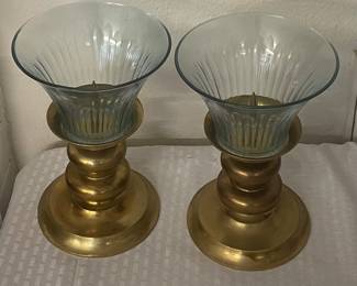 BRASS/GLASS PILLAR CANDLESTICKS