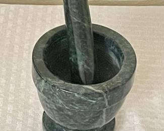 GREEN MARBLE MORTAR & PESTLE