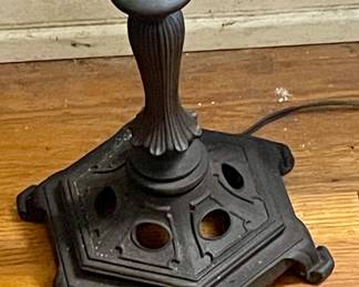 CAST IRON FLOOR LAMP