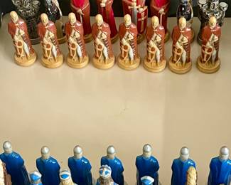 Medieval Times Crusades Warrior Red & Blue Chess Set