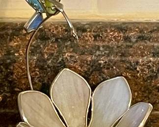 HANDCRAFTED STAINED GLASS TRINKET DISH/TEA LIGHT CANDLE HOLDER - HUMMINGBIRD HOVERING LILY PAD