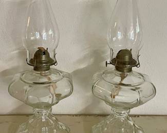 VINTAGE/ANTIQUE OIL LAMPS