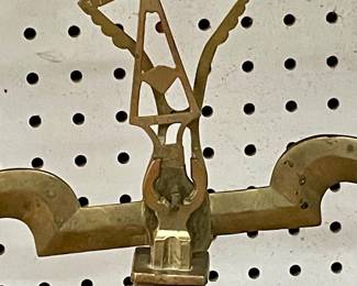 VINTAGE BRASS BALANCE SCALE with CHERUB FIGURE