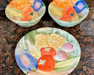 1986 FITZ & FLOYD "VEGETABLE GARDEN" BOWLS & SAUCER