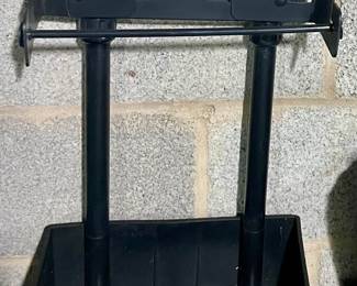 MR. BAR-B-Q SERVING CADDY