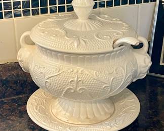 VINTAGE WHITE SOUP TUREEN w/LID, LADLE & UNDERPLATE