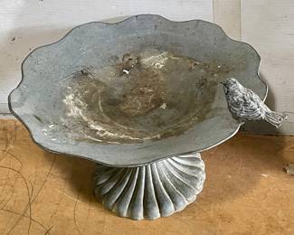 CAST METAL TABLE-TOP BIRDBATH