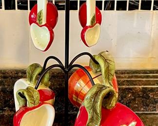 9-PCS "APPLE" MEASURING CUPS/SPOONS SET ON TREE CADDY