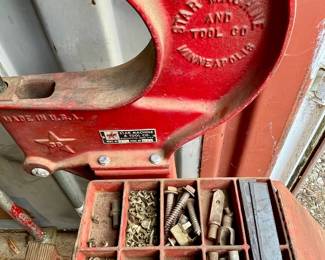 VINTAGE STAR MACHINE & TOOL CO. RIVET PRESS - MODEL 38