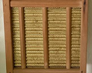 VINTAGE NATIONAL WASHBOARD CO. NO. 801 "BRASS KING" WASHBOARD