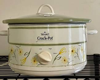 LARGE RIVAL CROCK-POT