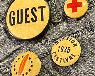 LOT/4 ANTIQUE PINBACK BUTTONS