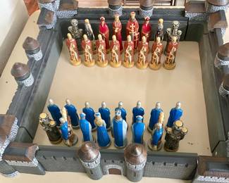 Medieval Times Crusades Warrior Red & Blue Chess Set